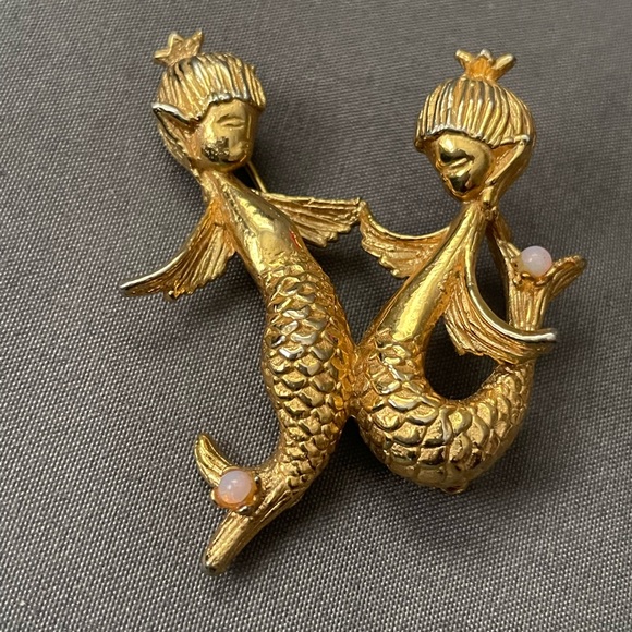 Vintage Mermaids Brooch by Vogue Jewelry